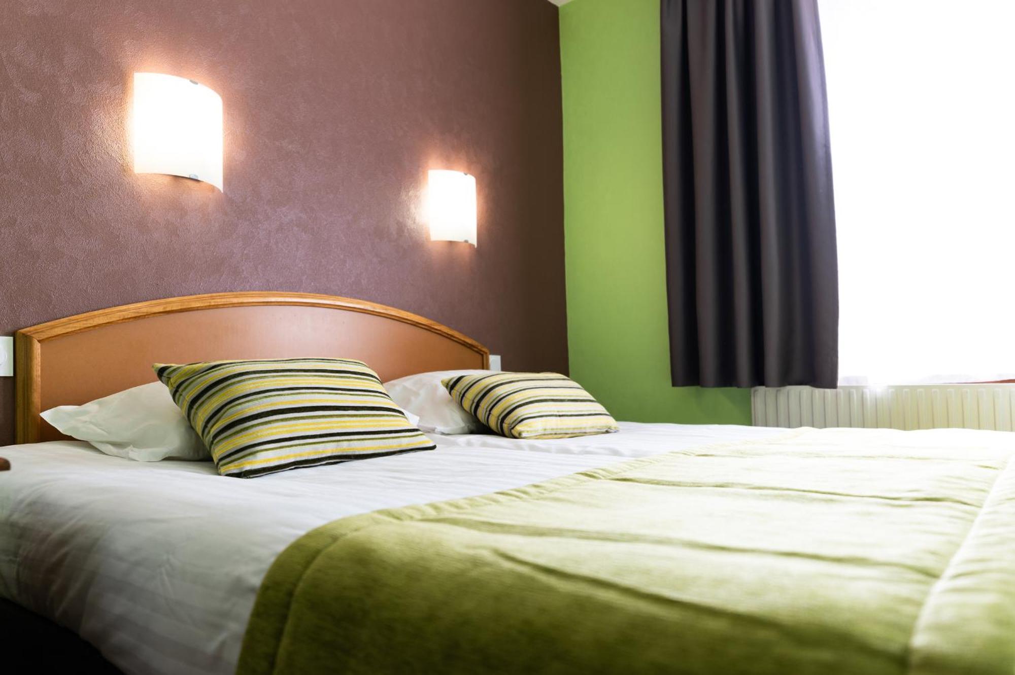 Cheval De Bronze Hotel