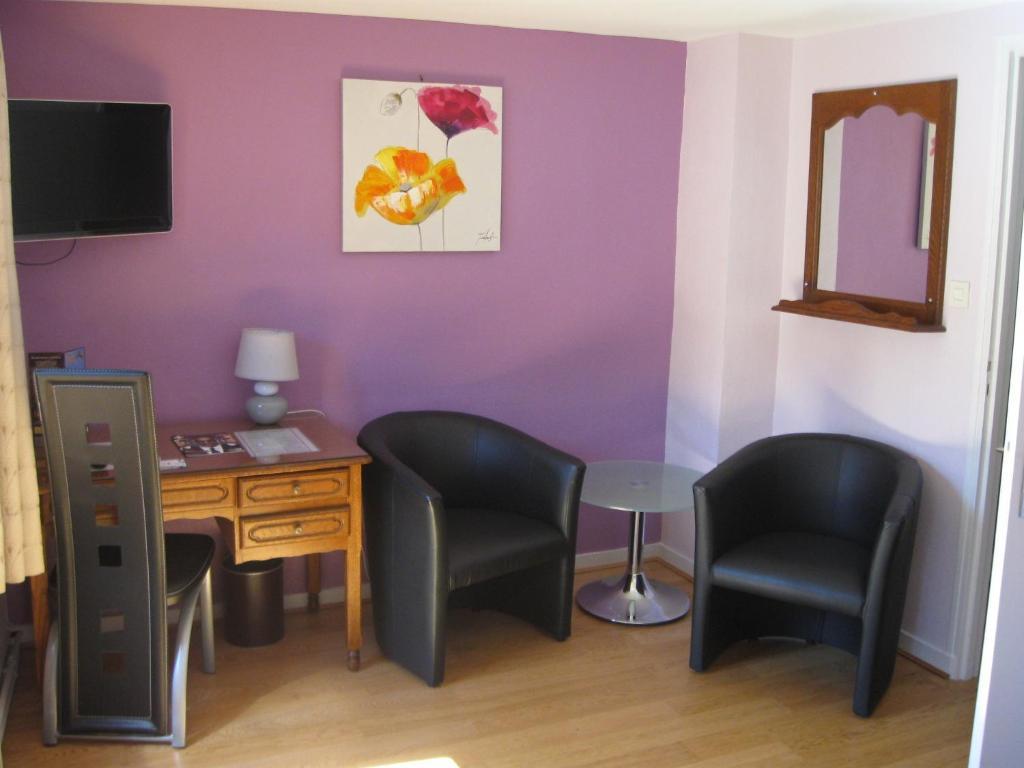 Hotel Cheval De Bronze 2*